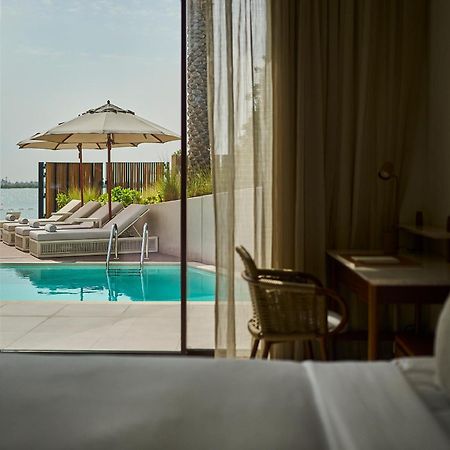 Erth Abu Dhabi Hotel Exterior foto
