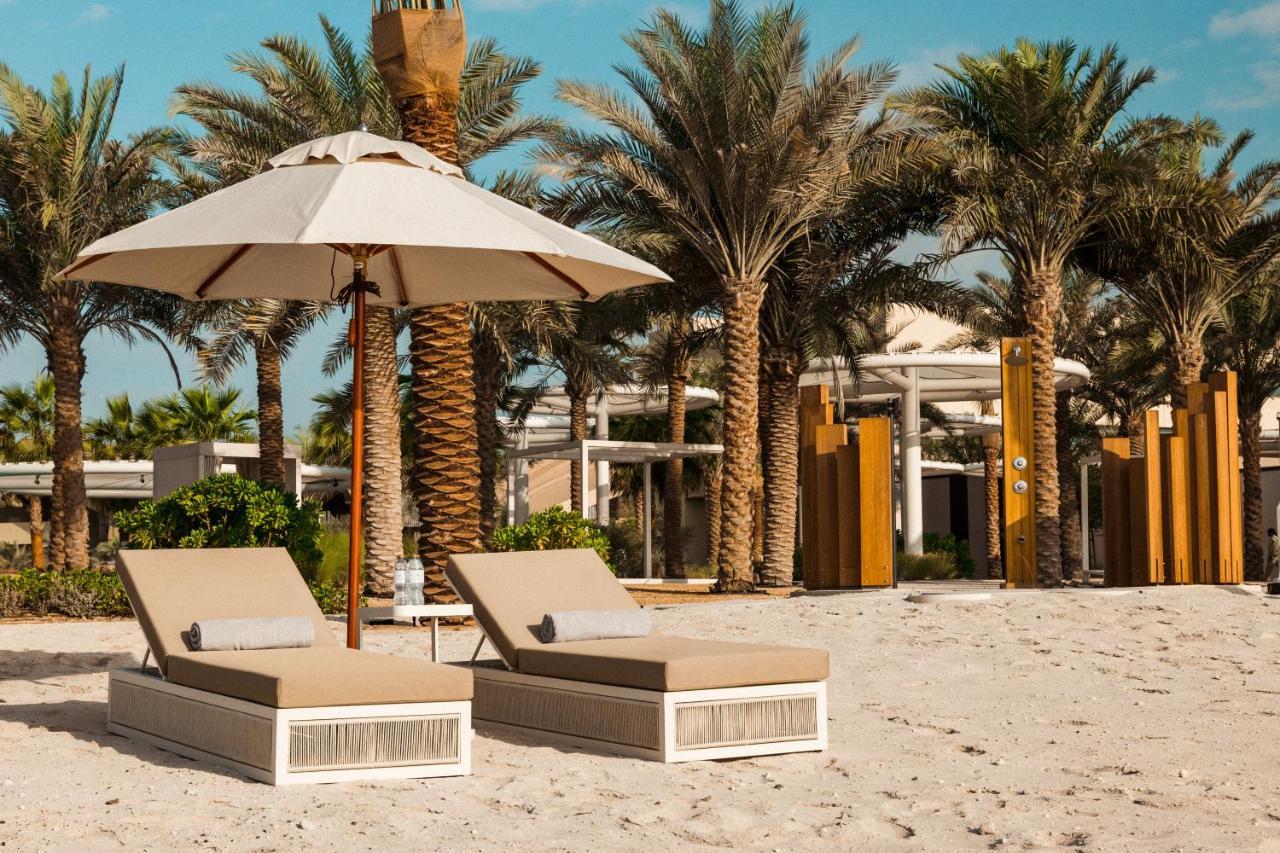 Erth Abu Dhabi Hotel Exterior foto