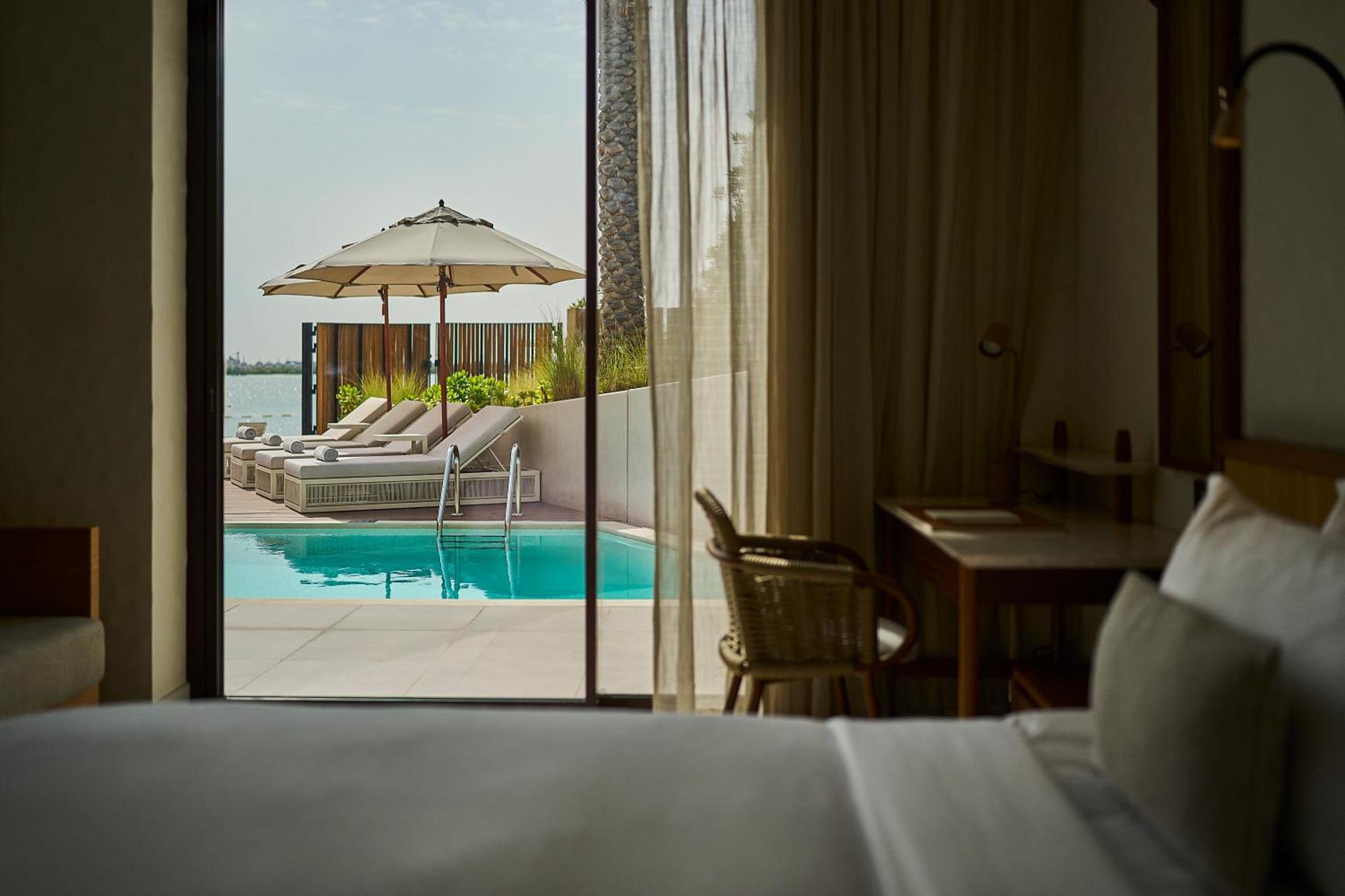 Erth Abu Dhabi Hotel Exterior foto